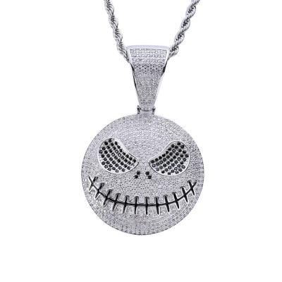 China New Hiphop Style Fashion Personalized Skull Miniature Grinning Skull Hippie Gold Hip Hop Zircon Pendant Necklace BESDZ0148 for sale