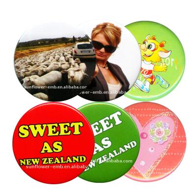 China Custom Wholesale Badges Tin Button Pins Custom Design Metal Button Decoration Tinplate Badges Manufacturer for sale