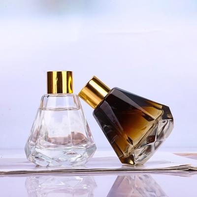 China Eco-friendly Unique Glass Reed Diffuser Bottle Perfume 80ml Style Oil Refill Amber Glass Diffuser Bottles Vintage Shape Home Room for sale