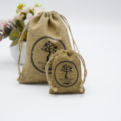 China Recyclable Wholesale Logo Printed Jute Burlap Gift Bag With Drawstring for sale