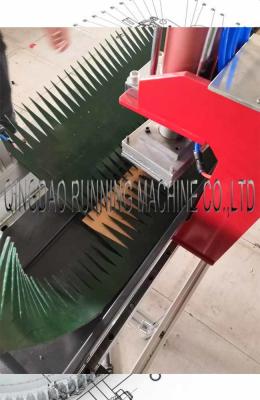 Chine Biens de poinçonneuse de doigt de la machine de fente de bande de conveyeur de PVC d'unité centrale du dièse 1600mm V à vendre