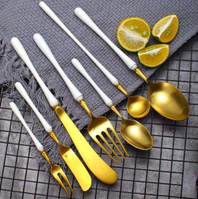 China Sustainable Stainless Steel Cutlery Knife Fork Spoon Set Flatware For Home Use for sale