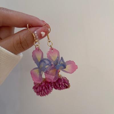 China Fashion Real TRENDY Pink Flower Earrings Acrylic Dry Flower Drop Earring Women Accessories for sale