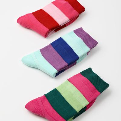 China Spring Breathable Colorful Striped New Arrivals Original Female Socks Fashion Combed Cotton Boneless Socks for sale