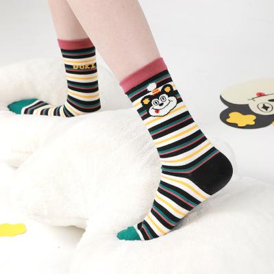 China New Trend High Quality Fashion Cotton Casual Socks For Women Pure Cotton Breathable Customized Scok For Men And Women for sale