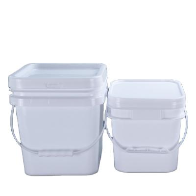 China Strong And Large Capacity Exquisite Boutique Square Plastic Bucket Containers With Lids Plastic Barrel for sale