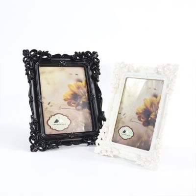 China Wholesale Home Photo Studio Vertical Photo Frame China Decoration Plastic Decorative Photo Frame for sale