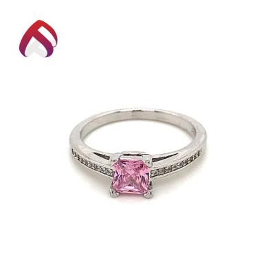 China Romantic Engagement 925 Sterling Silver Square Shape Created Pink Sapphire Ring for sale