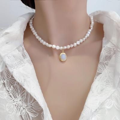 China Hot Sale Baroque Freshwater Moonstone French Design Teardrop Pearl Necklace Vintage Pendant Necklaces For Lady for sale