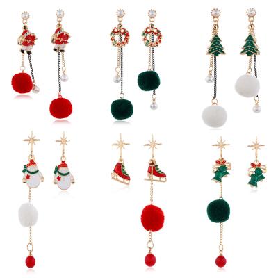 China Fashion Christmas Tree Stud Earrings Asymmetrical Boots Stud Earrings for sale