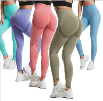 China Breathable High Elastic Sports Lifting Tight Hip Wrinkle Fitness Gaiters Yoga Pants Set for sale