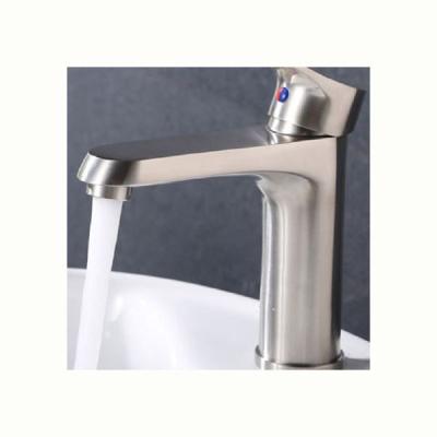 China Thermostatic Faucets Hot and Cold Single Handle Brass Body Mixer Tap Bathroom Basin Faucets Short for sale