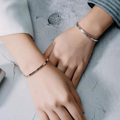 China 2019 Cute Custom Stainless Steel Jewelry Fashion Women Cheap Slap Bangle Bracelets Keep Going Bracelets Hot Sale For Men for sale