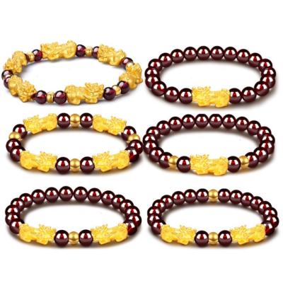 China FASHION Garnet Bead Bracelet Feng Shui Amulet Wealth Bracelet Obsidian Bracelet with Pi Xiu Pi Yao for Good Luck and Wealth Men Women for sale