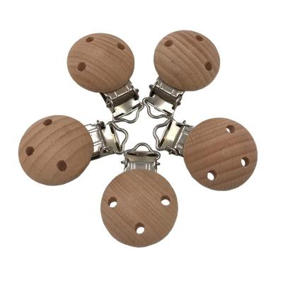 China Toy Wholesale Round Beech Wood Soft 30mm 3 Hole Baby Metal Wooden Pacifier Clip for Pacifier Holder for sale