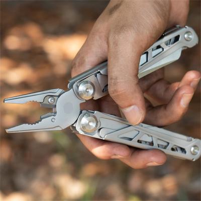 China Amazon FUNCTIONAL MULTI 15 Hot Selling Outdoors in 1 Safe Locking Folding Multitool for sale