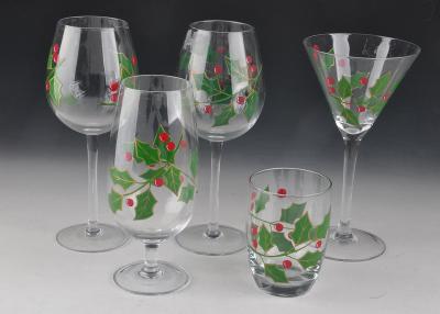 China Bunter verzierter handgemalter Glasstemware für Martini-Wein zu verkaufen