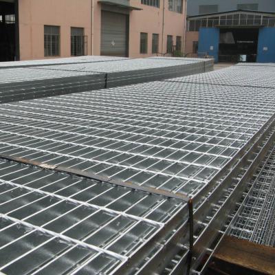 China Walkway ASTM A 1011 Standard Stainless Steel Aluminum Bar Grating 50mm for sale