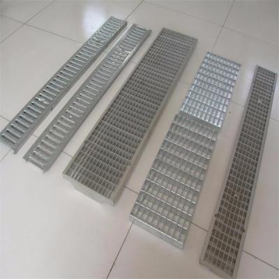 China Traditional Rust Protection Welded Non Slip Steel Grating Custom 32x5mm Stainless Steel And Galvanized Grill Grates for sale