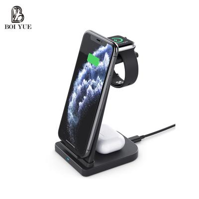 China QC3.0 2021 New Arrival 3in1 Wireless Charger For TWS Earphones 15w Fast Qi Wireless Charger Travel Power Odopter for sale