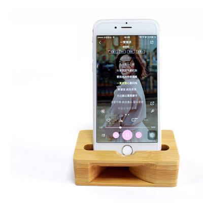 China Wooden Speaker Mobile Phone Holder Mobile Phone Bamboo Horn Holder Bamboo Mobile Phone for sale