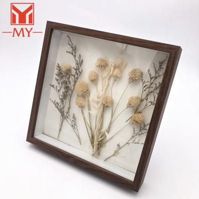 China Environmental Friendly 9x9 Inches Deep Antique Classic Picture Frame Photo Frame MDF 3D Shadow Box View Showcase With Dry Flower Custom Design for sale