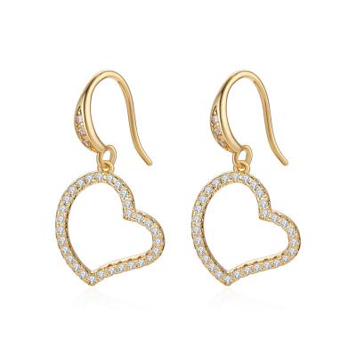 China High Quallity 2023 new fashion earrings 18K women luxury heart shape hoop earrings and stud earrings for sale