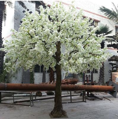 China Cherry Blossom Tree Artificial White Eco-Friendly Cherry Blossom Sakura Trees Blossom Restaurant Centerpiece for sale