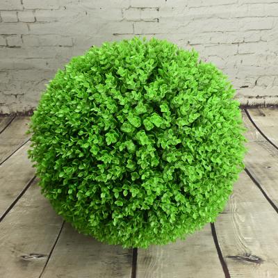 China New eco-friendly design simulated artificial grass ball for sale