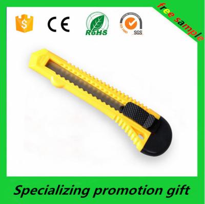 China Amarillo para uso general plegable de desplazamiento del cuchillo del cortador del arte del acero inoxidable en venta