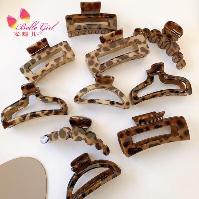 China Fashion BELLEGIRL New Arrival Vintage Trend Leopard Printing Big Jumbo Plastic Hair Claw Clip Multi Styles For Women for sale