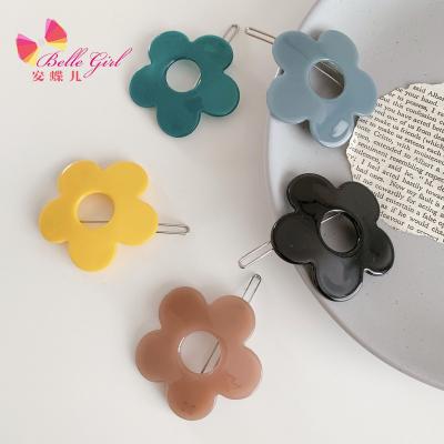 China Korean Hair Decoration BELLEGIRL Summer Hawaii Boho Hair Accessories Solid Color Plastic Cute Bridesmaids Spring Hair Clips Flower Hair Clips for sale