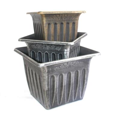 China Eco-friendly Vintage Outdoor Indoor Garden Square Planter Plastic Flower Plant Pot for sale