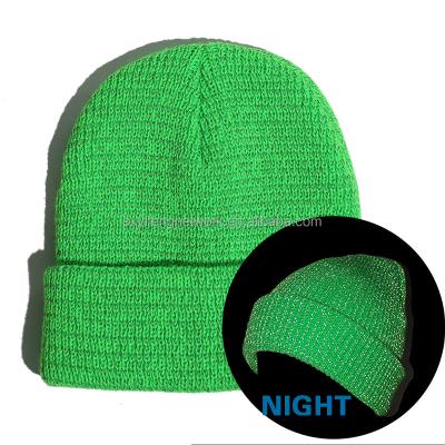 China COMMON Warm Reflective Knit Hat Night Outdoor Running Winter Knitted Comfortable Beanie Hats for sale