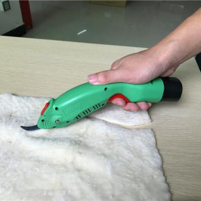 China Cutting Fabric Textile Electric Scissors Lithium Battery Electric Power Paper Scissors For Cloth Cutting for sale