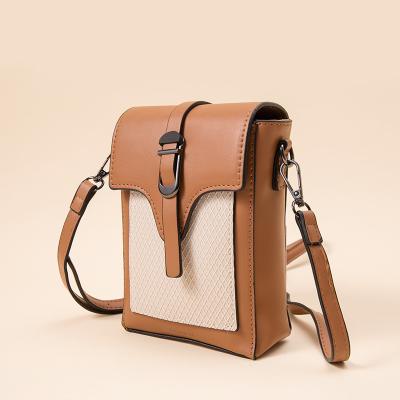 China Fashion cute women's texture chain women's elegant metal design ladies bag leather shoulder bags mobile phone bag for sale