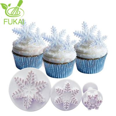 China 3PCS Disposable DIY Sugar Craft Chocolate Stamp Biscuit Cream Mold Dough ABC Snowflake Plunger Cutter Set For Cake Decor Tools for sale