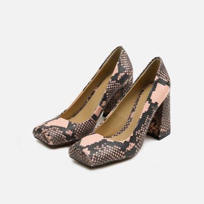 China New Women's High Heels Durable Women's High Heels Snakeskin Pattern Square Toe Leather Mouth Thick Heel Women's Shallow SEX Pumps Lady Footwear for sale