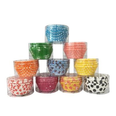 China Disposable Liners Cupcake and Bun Leakproof Paper Baking Cups for sale