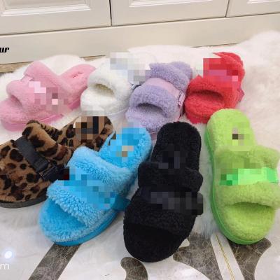 China Factory Fashion Customization Wholesale Sheepskin Wool Slides Cushioning For Women Slippers for sale