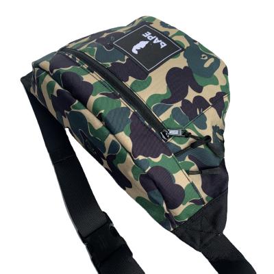 China Custom Water Proof Camouflage Printing 600D Polyester Warm Sport Travel Men Waist Bag for sale