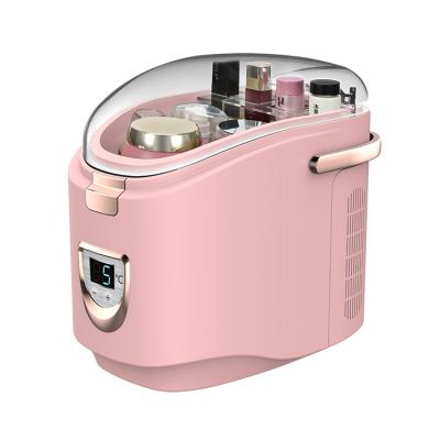 Chine Wholesale Ac/Dc 12V Household Mini Portable Fridge Beauty Cosmetic Fridge For Skincare à vendre