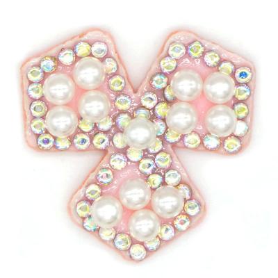 China 3D New Trefoil Pearl Rhinestone Patch Non Woven Fabric Decoration Rhinestones for Garment for sale