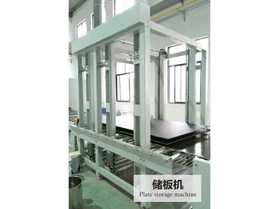 China 10m/Min Automatic Uv Coating Machine, UVbeschichtung 3KW und kurieren Maschine zu verkaufen