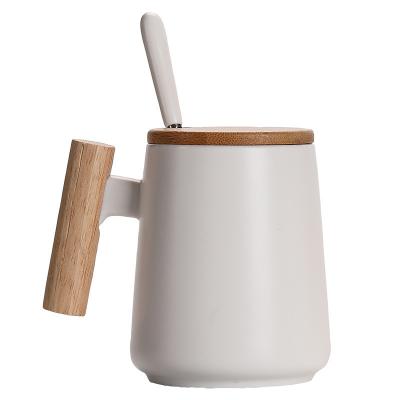 China Viable Nordic Style Wooden Handle Set Creative Gift Desktop Water Cup Coffee Mug Ceramic Mug for sale