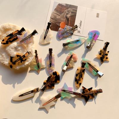 China Wholesale cute makeup simple temperament hair pins acetic acid traceless strokes dangle mouth hair clips fashion hair accessories for sale