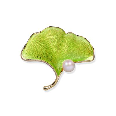 China Luxury high quality high quality fashion alloy shiny Ginkgo leaf natures pearl brooch pins inlay import rhinestone brooch pins for ladies for sale