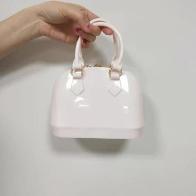 China Fashionable 2019 Fashion Jelly Hand Slope Bag Women's Shell News Bag for sale