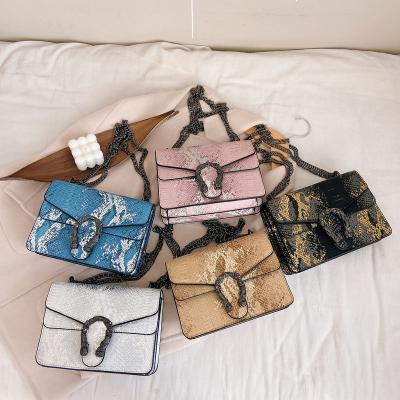 China Custom Fashion Label Gradient Color Alligator PU Leather Women Handbags Ladies Cross - Body Snakeskin Handbag for sale