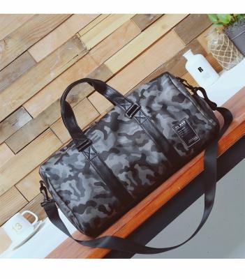 China Brand New Fashion Camouflage Brand Fashion Tactical Waterproof Duffel Bag Luxury Custom Duffel Bag Duffel Bag For Men for sale